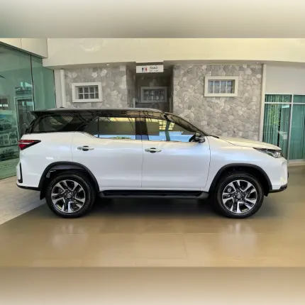 Аренда авто на Пхукете: Toyota Fortuner  Legender